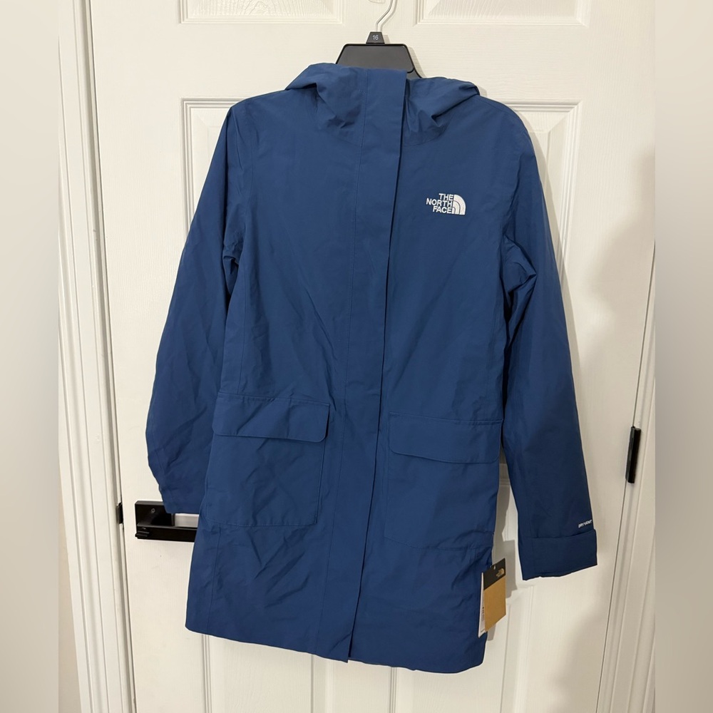 The North Face Women's Navy Blue Hooded Rain Jacket - Picture 7 of 10